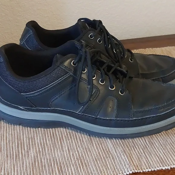 Mens black Rockport lace up shoes - Picture 2 of 6